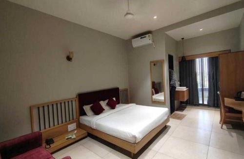 Pandharpur Hotel | Palette Hotel and Resort Pandharpur Bus Terminal