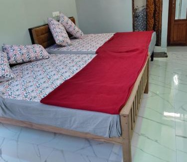 Valparai Hotel | Udaya Homestay