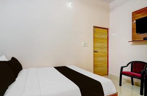 Narasapura Hotel | Hotel O R R Comforts Boarding and Lodging