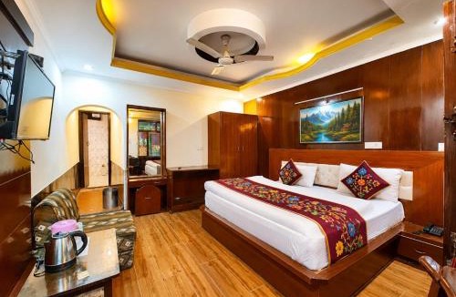Nainital House | Moon Comfort Hotel Nainital, With Parking- Member By IVR Hotels