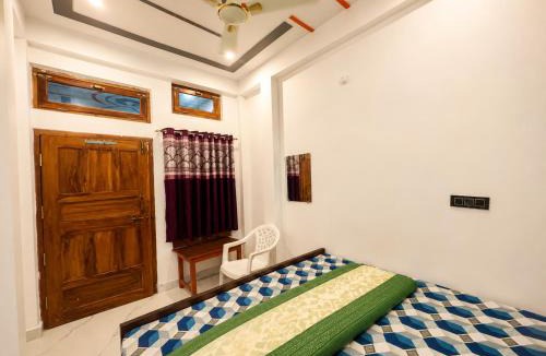 Ayodhya Hotel | HOTEL RAM JANM BHOOMI AYODHYA URMILA PALACE inn