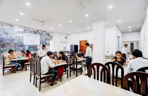 Krishnarajapura Hotel | Hotel Fortune Stay
