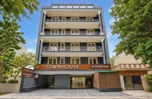 Udyog Vihar Hotel | Super Townhouse Oak Udyog Vihar