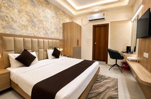 Gorakhpur Hotel | Aaditri Inn