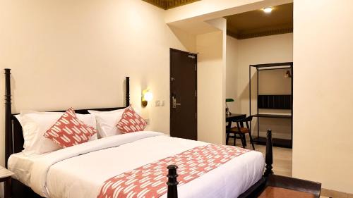 Udaipur Hotel | The Four Stories - Luxury near the Lake