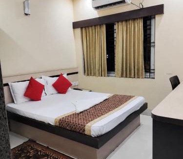 Bhubaneshwar House | Hotel TRIUMPH INN, Front Of Railway Station With Lift & Wifi Facility