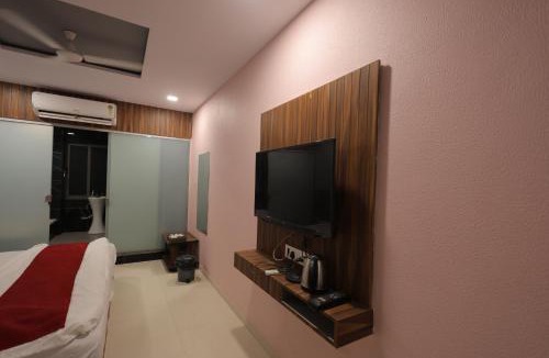 Surat Apartment | HOTEL Magnus