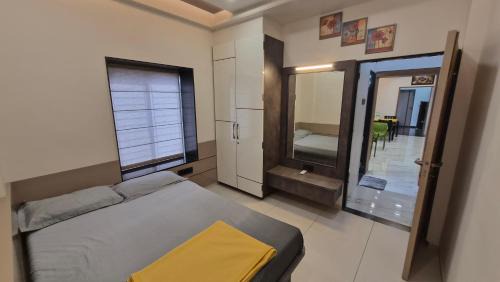 Pandharpur Apartment | Shantai Homestay Luxurious flat For Family