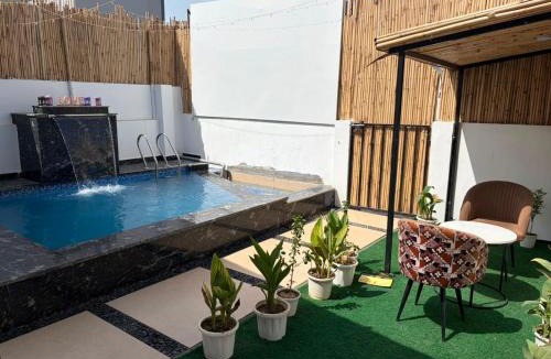 Greater Noida Hotel | VAAS by PLAY Hotels - ROOTS AND SKY water villas