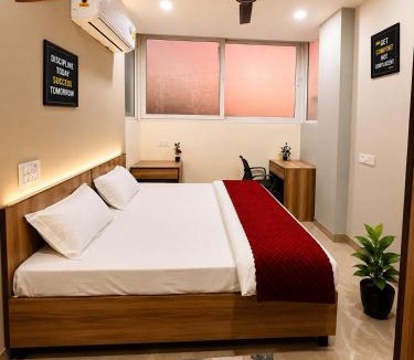 Karol Bagh House | Hotel Cashew Le Near New Delhi railway station city centre