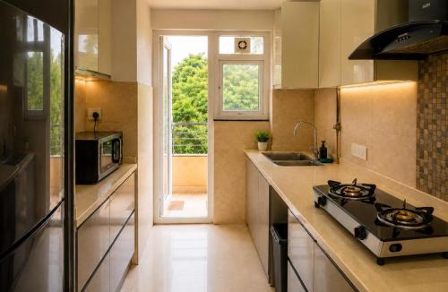 Gurugram House | Lime Tree Hotel Golf Course Extension Nearby Grand Hyatt Gurgaon