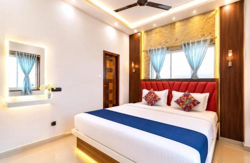 Kolkata House | Golden Palace