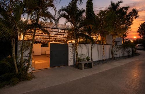 Denkanikota Apartment | Airavati Villa by StayJade Pvt Pool1hr HSR 3BHK