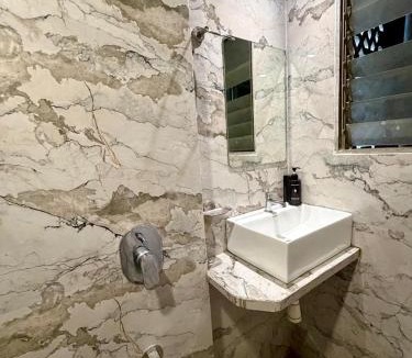 Malad East Hotel | Hotel Classy Comfort Near Exhibition Centre Nesco Goregoan