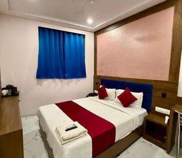 Malad East Hotel | Hotel Classy Comfort Near Exhibition Centre Nesco Goregoan