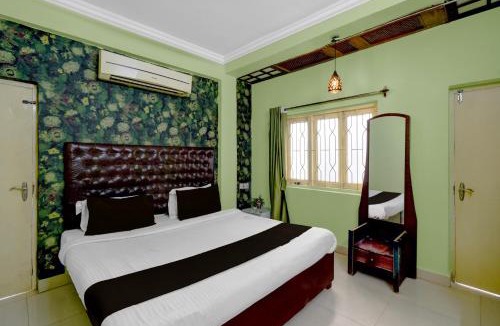 Green Valley Hotel | Super Collection O Irrum Manzil Metro Station Formerly Green Banjara Stay