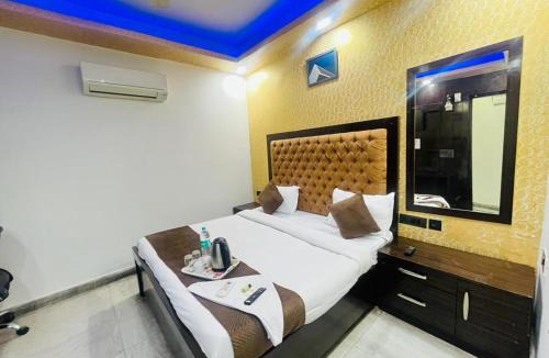Kalkaji Hotel | Hotel NK Villas - Govindpuri Metro