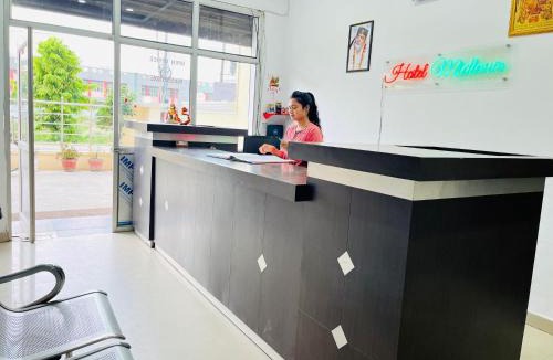 Rudrapur Hotel | Hotel O by OYO Mid Town Ojus Tower