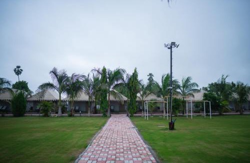 Rajpipla Hotel | Unity Holiday Resort
