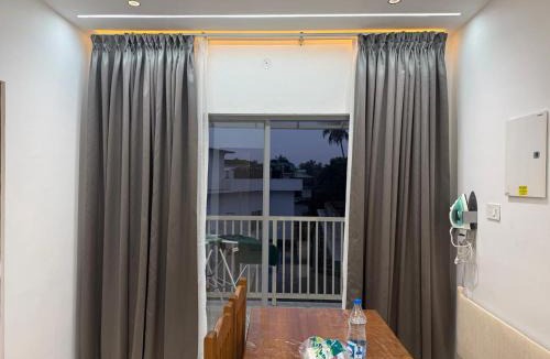 Kumbalam Apartment | Spacious Luxury Stay with All Amenities