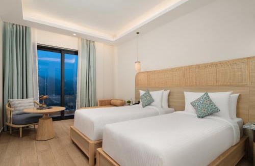 Bhimtal Hotel | Rosewood Retreat Bhimtal - Luxury Lake View Resort on Bhimtal Lake