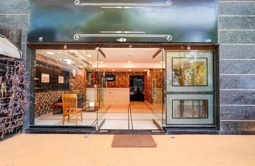 Stage 1 Hotel | Townhouse Indiranagar Metro Station Bangalore