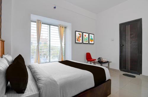 Mukundapur Hotel | Super Collection O Mukundapur Formerly Serenity