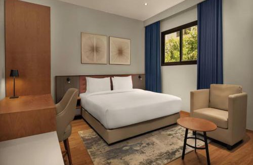 Aerocity Hotel | Hotel Sky Nest Suites inns Near IGI Airport Delhi