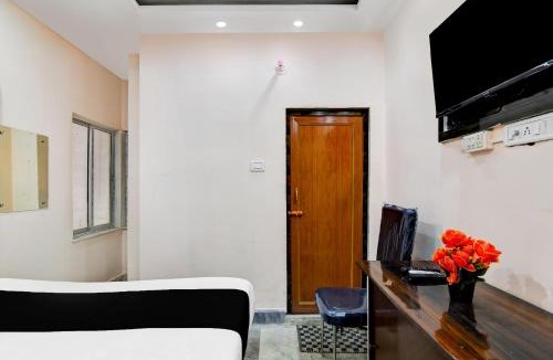 Mukundapur Hotel | Super Hotel O Narayana RN Tagore Hospital Formerly Lantern Guest House