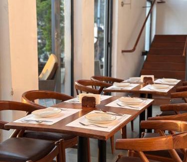 McLeod Ganj Hotel | Pema Thang Guest House Mcleodganj