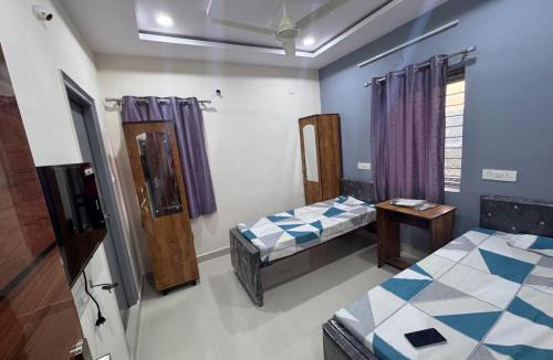 Nanakram Guda Hostel | The LOOP Living