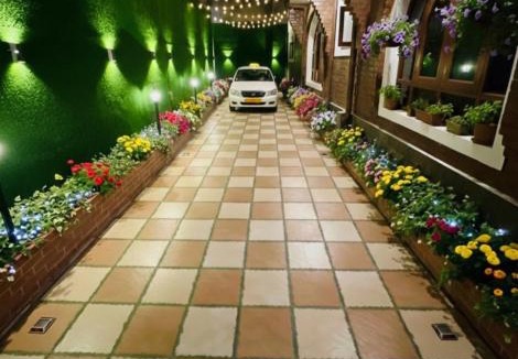 Srinagar Hotel | Faizzy residency
