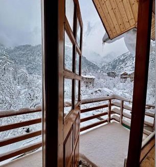 Manali Hotel | Mountain Route Cottage