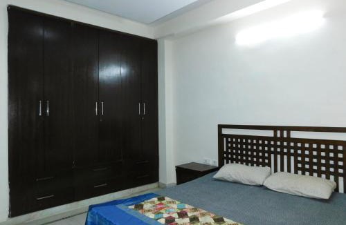 Jasola Apartment | Home By The Park