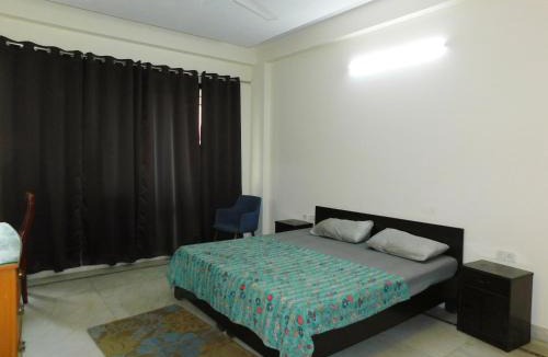 Jasola Apartment | Home By The Park