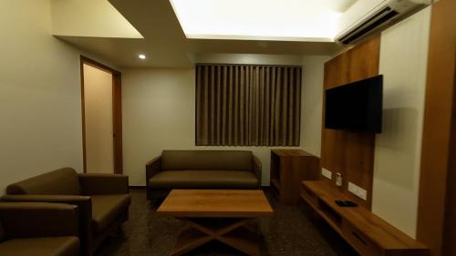 Dwarka Hotel | Hotel Roma Kristo