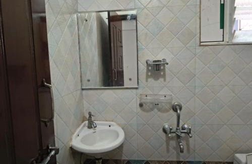 Madhapur Apartment | Vistara Stays Luxury 1BHK in Madhapur Near Hitech City