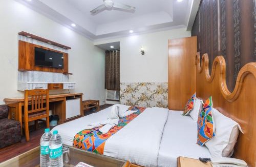 Karol Bagh Hotel | Hotel Kochar Continental - 1 Minute From Gaffar Market Karol Bagh New Delhi