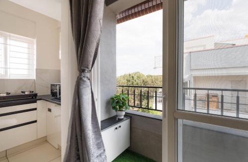 Palm Meadows Apartment | Palm View by Red Olive 1BHK 5min ITPLWhitefield