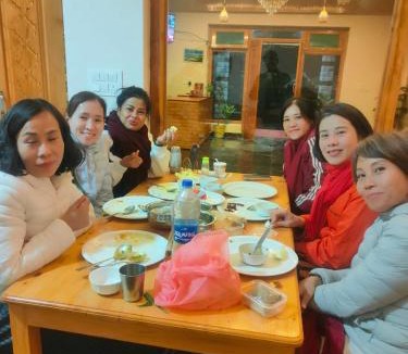Mohal Hotel | Parashar lake Fogg hill Resort