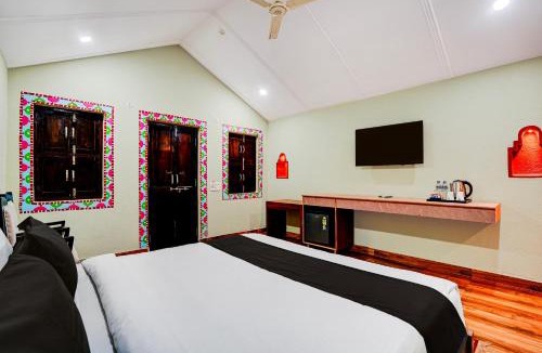 Varanasi Hotel | Super OYO Palette Hotel and Resort LBS International Airport Formerly Banaras Kila