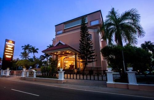 North Paravur Hotel | Holiday Hotel