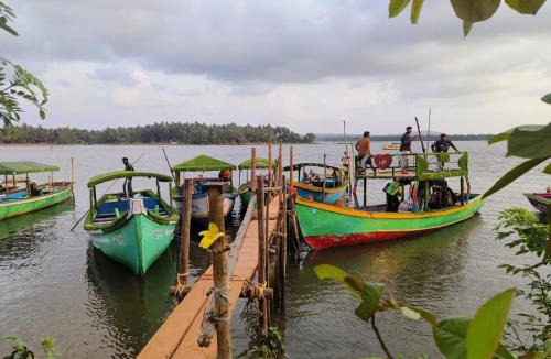 Honavar House | Riveria Palms by Bennys Wecare Homestay & Boating