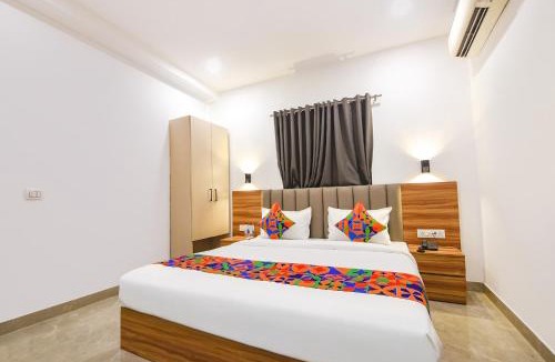 Delhi Hotel | FabHotel Moro Gujranwala Town