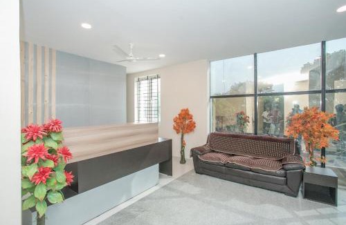 HBR Layout Hotel | live on BLR3405