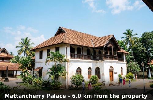 Mamangalam Hotel | Townhouse Deshabhimani Road Kaloor Kochi