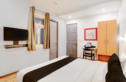 Ghaziabad Hotel | Townhouse Siddharth vihar hotel golden world and banquet