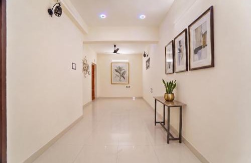 Chennai Hotel | Fabhotel V Inn Rooms - Nr Sree Ramanatheeswarar temple