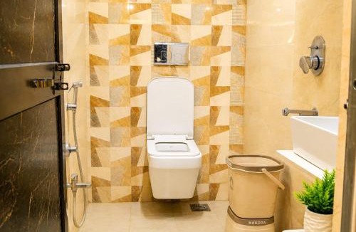 Ayodhya Hotel | Anjaneya Dham Homestay Front Of Hanuman Garhi walking Distance Of Shree Ram Mandir