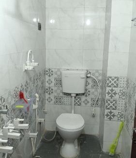 Govardhan Hotel | Vallabh Kunj Sewa Sadan